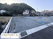 建築中の様子が確認できる物件です。