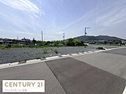 建築中の様子が確認できる物件です。