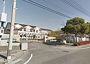 宮崎市立生目台西小学校まで1204m