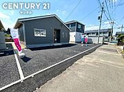 4台駐車可能です。お気軽にお問い合わせ下さい！■0985-85-3106
