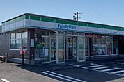 ファミリーマート 高城穂満坊店まで1914m