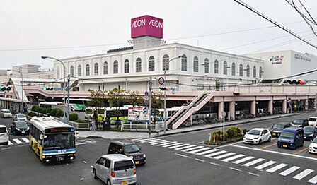 イオン南宮崎店まで939m