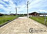 その他：北側の前面道路の写真です。