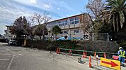 宮崎市立国富小学校まで1994m