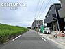 その他：西側前面道路です。