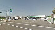 ファミリーマート恒久四丁目店まで583m