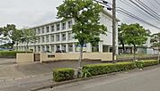 宮崎市立宮崎西小学校まで1337m