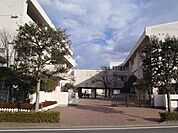 藤沢市立羽鳥中学校まで1033m