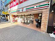 セブンイレブン杉並天沼3丁目店まで747m