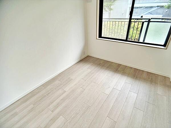 洋室を拡大表示