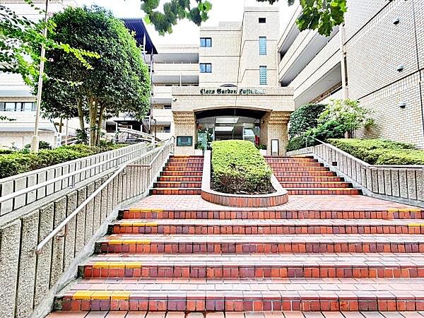 エントランスを拡大表示