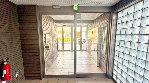 エントランスを拡大表示