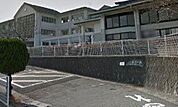 大分市立大分西中学校まで610m、大分市立大分西中学校まで610ｍ