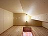 収納：【小屋裏収納】小屋裏収納付きで収納力◎