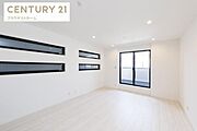 ※モデルハウスの写真です。壁紙も自由にお選びいただけます。建物プラン例　建物価格1900万円、建物面積105m2