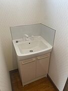 ■洗面台■2Fにもあります。2Fにもあると便利ですね！
