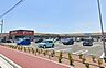 周辺：ヤオコー加須店まで600m、さっと買いに行ける距離感が嬉しいですね！たくさん購入して荷物が重くなってしまいがちなので、近くにあると便利です！