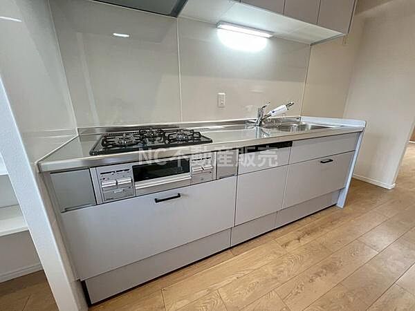 キッチンを拡大表示