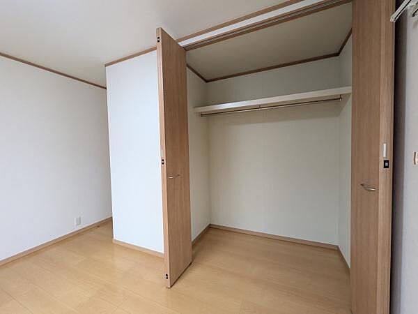 洋室を拡大表示