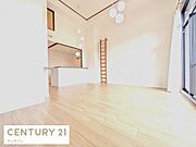 ロフト用の専用の梯子があります。