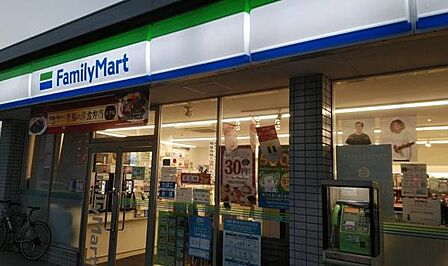 ファミリーマート泉大津東港町店まで269m