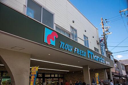万代諏訪ノ森店まで1180m