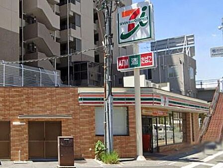 セブンイレブン堺光明池駅東店まで530m