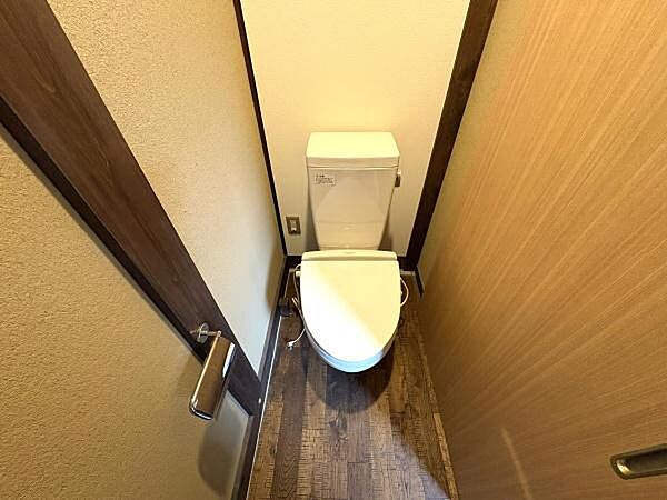 トイレを拡大表示
