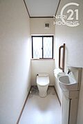 広いトイレです