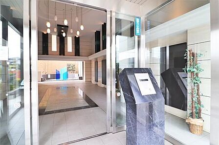 防犯面も安心のオートロックマンションです