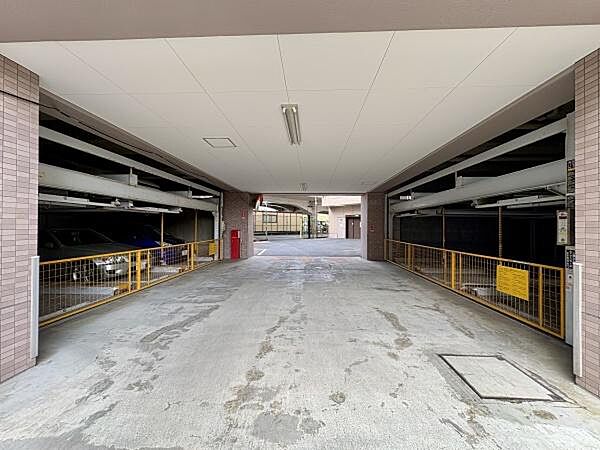 駐車場を拡大表示