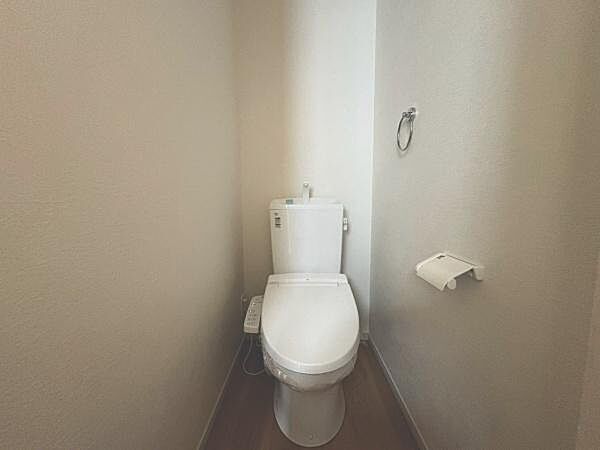 トイレを拡大表示