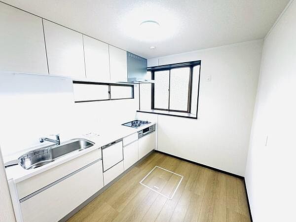 キッチンを拡大表示