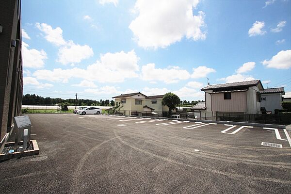 detached 茨城県小美玉市羽鳥

地図を見る