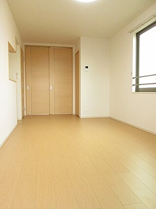 イセソラージュII_内装_3