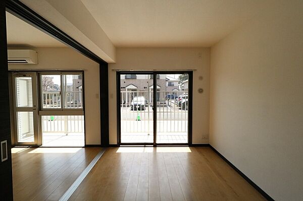 apartment 茨城県ひたちなか市笹野町
地図を見る