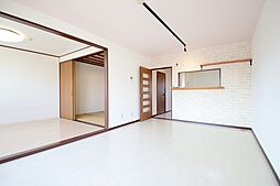 塙コーポ 203号室 2階2LDKのリビング/ダイニング