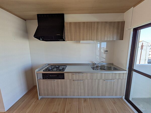 apartment 茨城県ひたちなか市長堀町
地図を見る