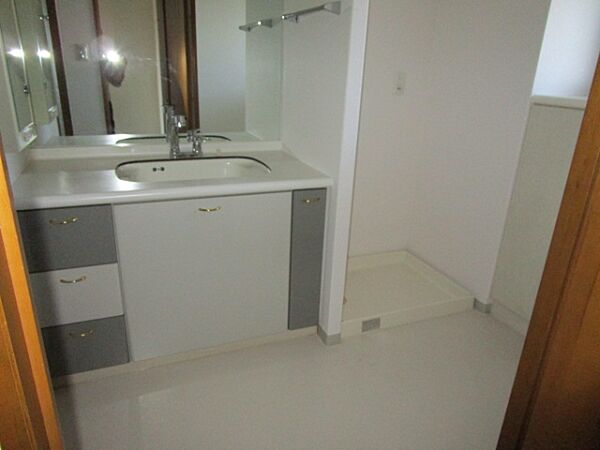 apartment 茨城県水戸市末広町
地図を見る