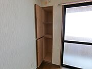 洋室収納