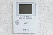 ※参考写真　同建築メーカー施工の同間取完成他物件のものです。色違いの可能性ございます。設備等の違いがある場合がありますので、物件概要設備欄をご確認ください。