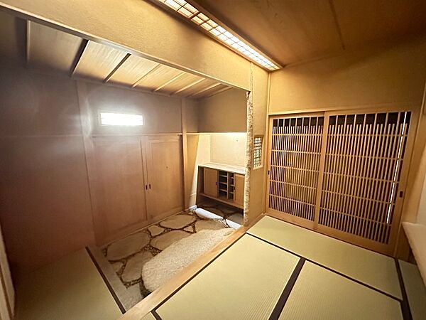 玄関を拡大表示