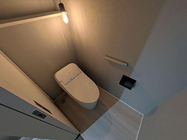 トイレを拡大表示