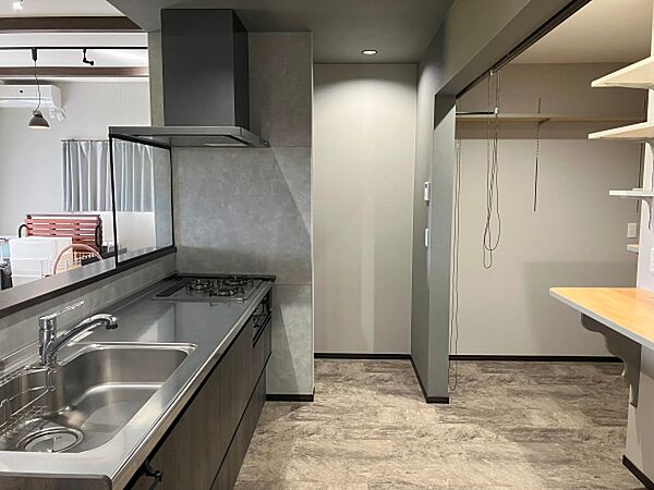 キッチンを拡大表示