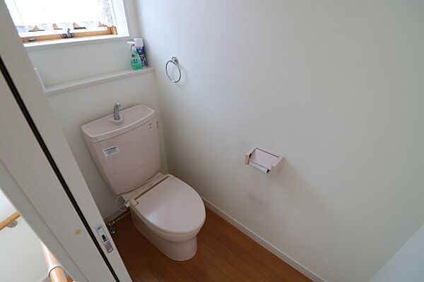 トイレを拡大表示