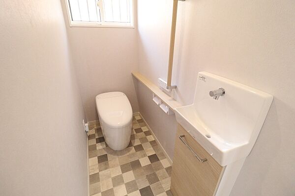 トイレを拡大表示