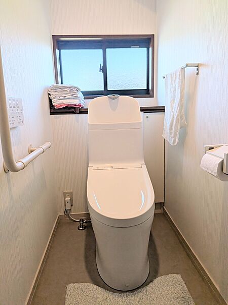 トイレを拡大表示