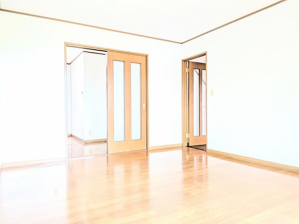 リビング/ダイニングを拡大表示