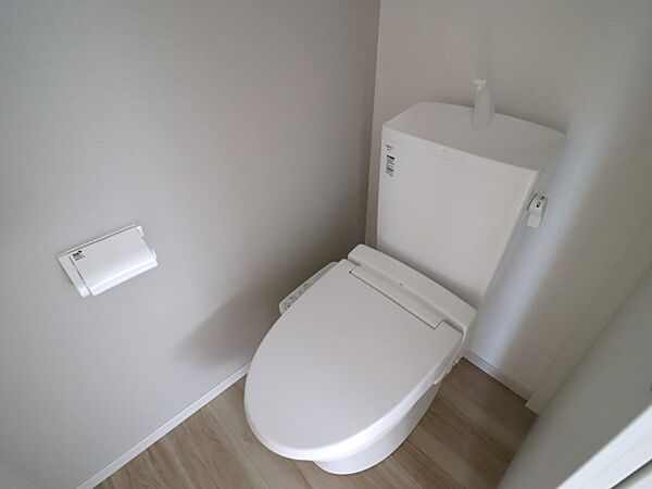 トイレを拡大表示
