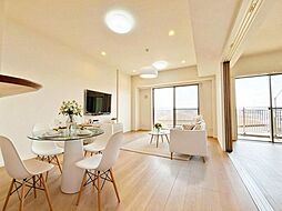 ラヴィドール志木 3LDKのリビング/ダイニング